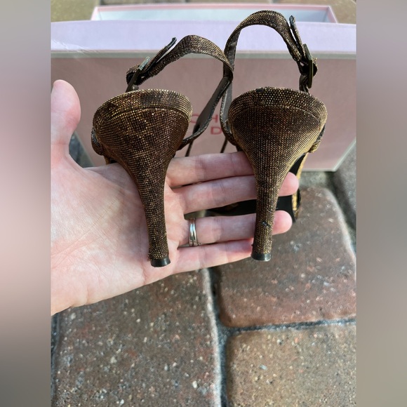 Michelle D Bronze Animal Print High Heels - Picture 5 of 5